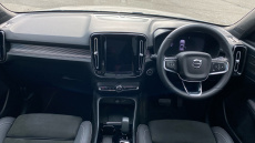 Volvo XC40 2.0 B4P Ultimate Dark 5dr Auto Petrol Estate